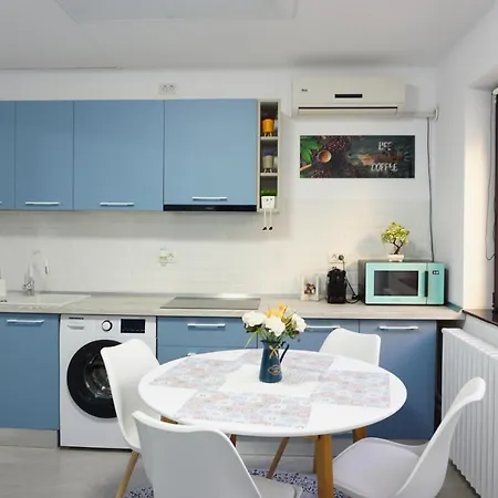 Studio'24 - Adults Only Apartment Constanţa