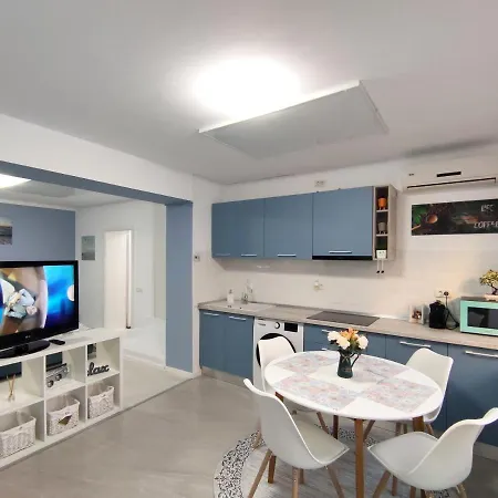 Studio'24 - Adults Only Apartment