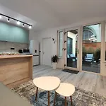 Studio'24 - Adults Only Köstence