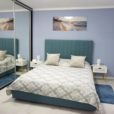 Studio'24 - Adults Only Apartamento Constanţa