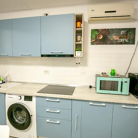 Studio'24 - Adults Only Appartement *