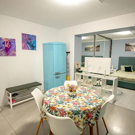 Appartement Studio'24 - Adults Only Constanţa